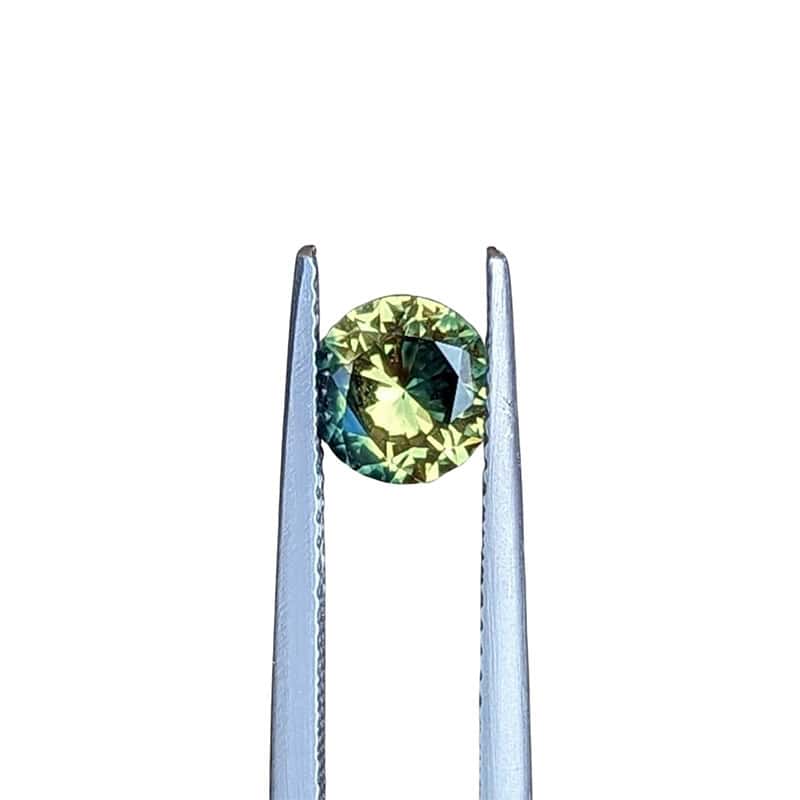 0.99ct apricot emerald cut madagascan sapphire