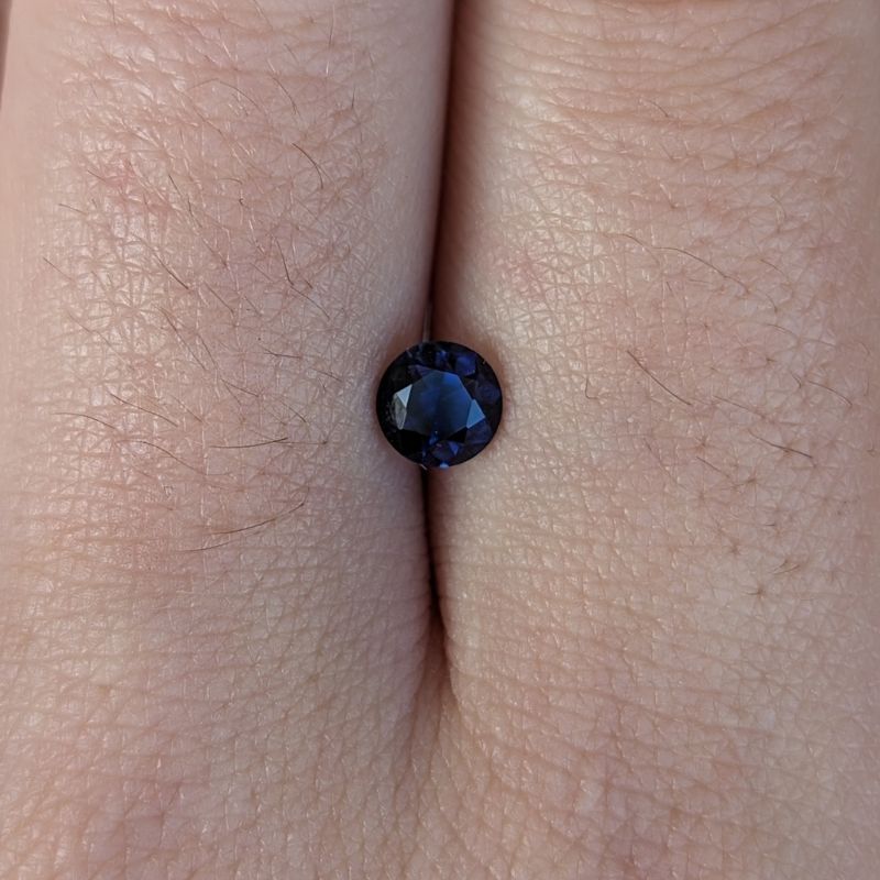 0.66ct blue australian sapphire